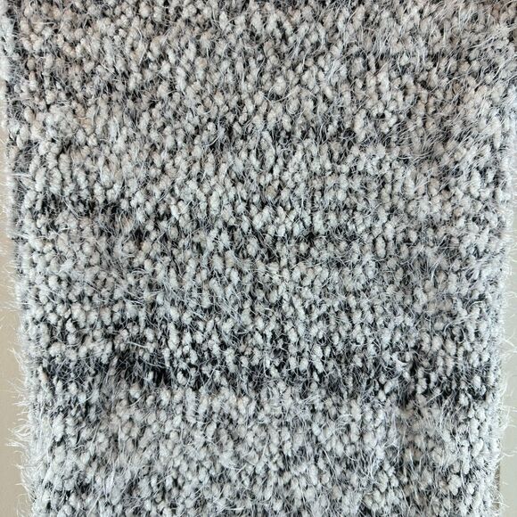 Women's Calvin Klein White and Black Faux Fur Infinity Loop Scarf - NWT - Picture 2 of 6